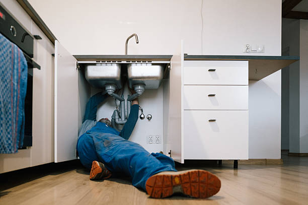 Professional Leak Detection technician working in Rayland, OH
